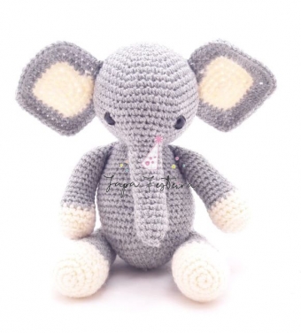 Elefante Cinza Crochê 25cm Locação SP